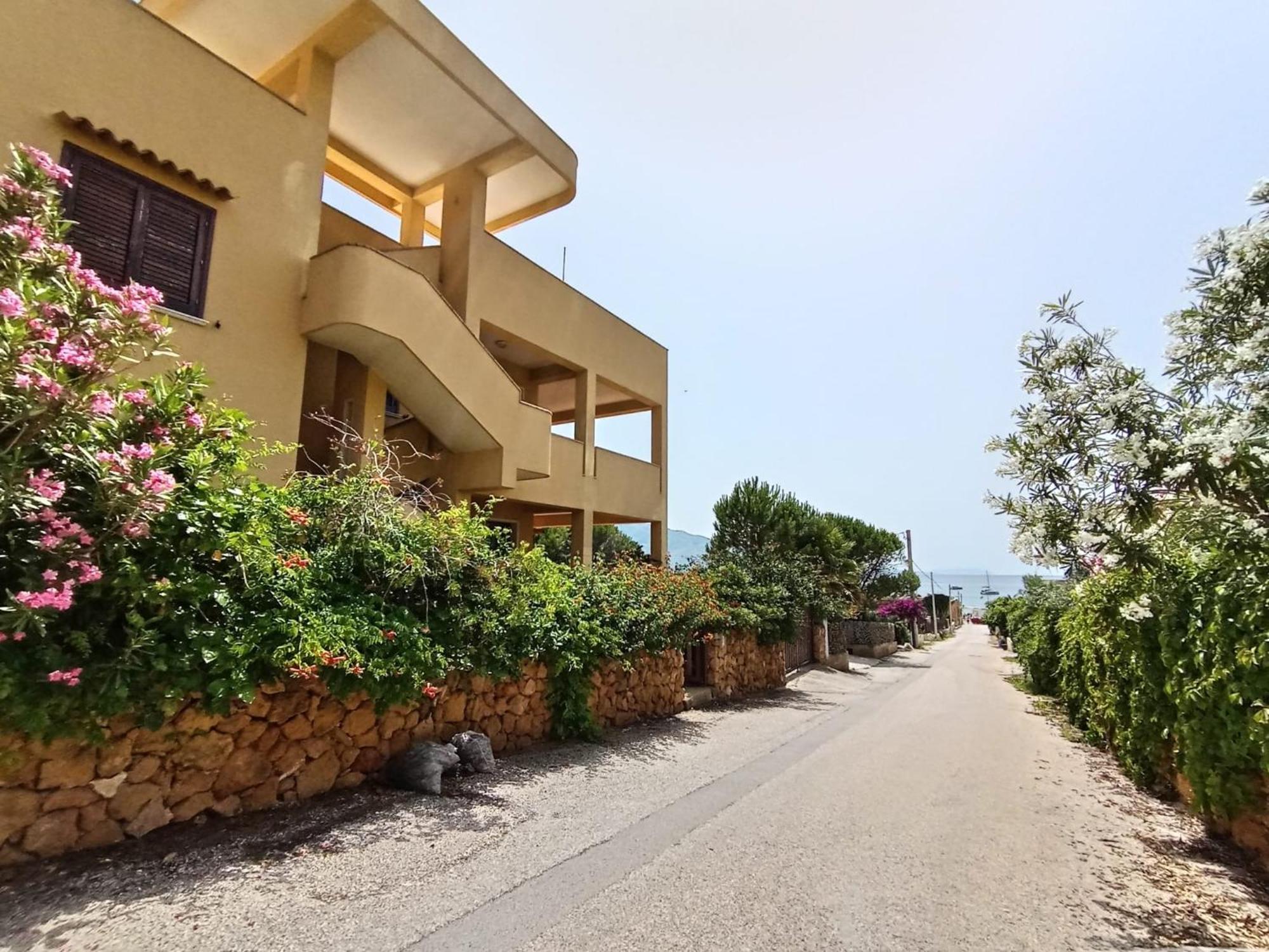 Il Rustico Di Pino Villa Custonaci Exterior photo